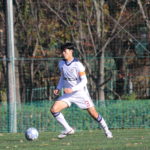 キャプテンとして試合に挑む板倉洸(4年/横浜FM・Y)